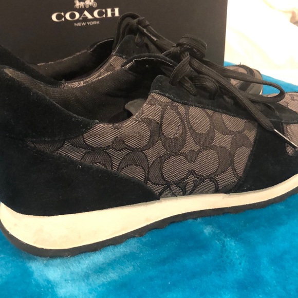 Coach black sneaker Size 10. - Picture 2 of 3